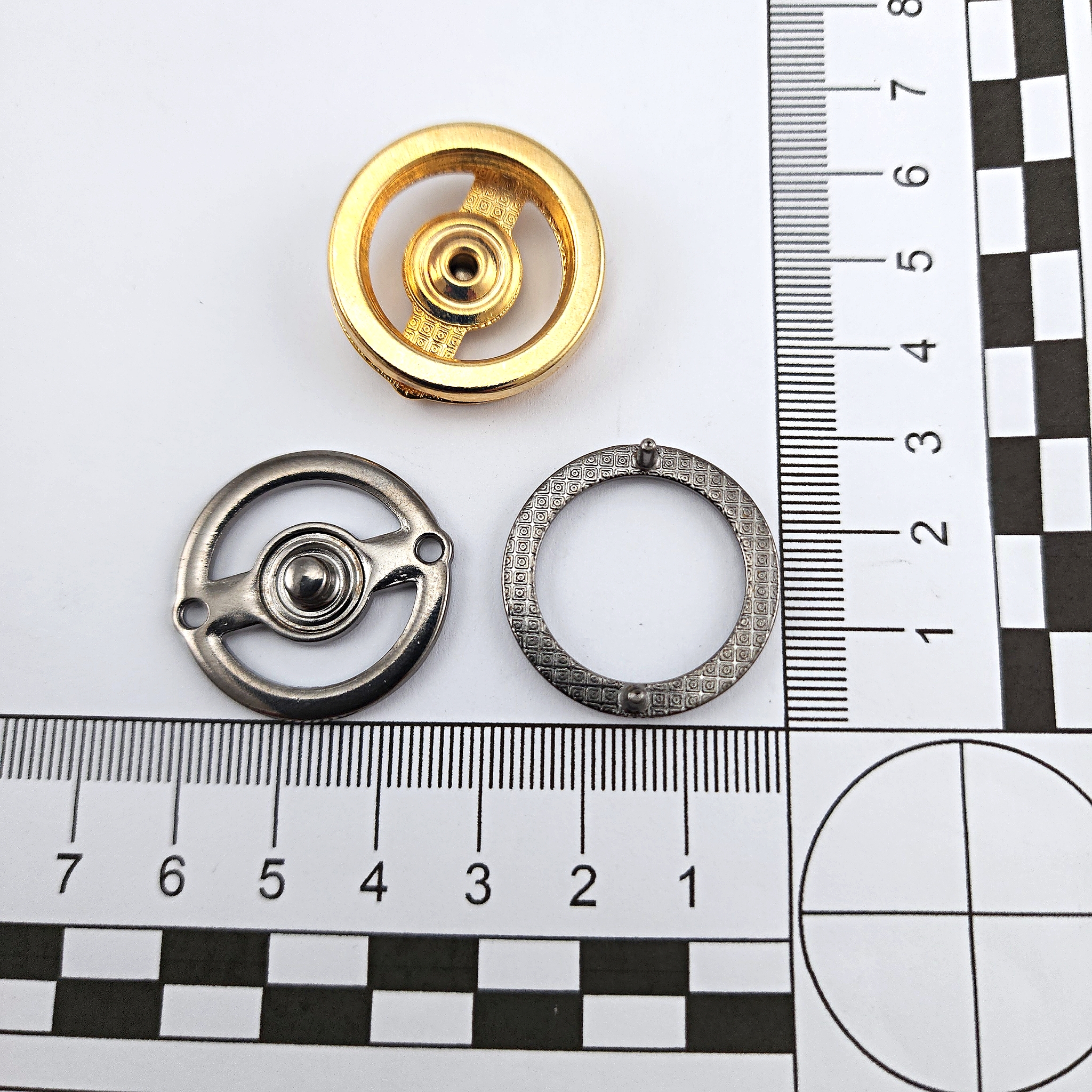 Çıtçıt Düğme 2,5 cm Halka Şekil Е 2159 Çıtçıt Düğme 2,5 cm Halka Şekil Е 2159