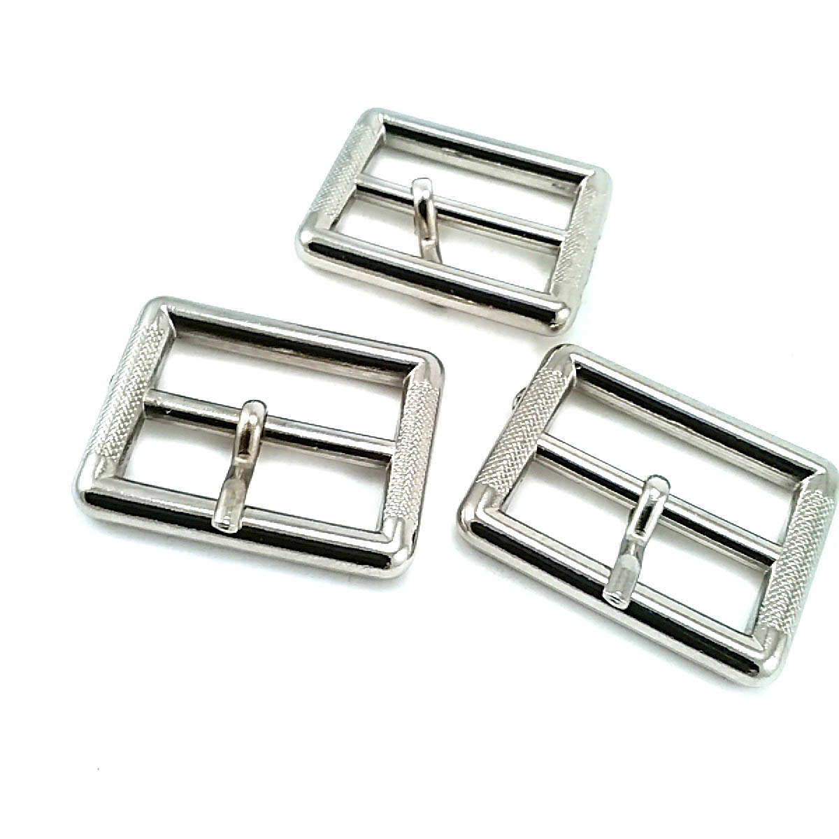 Center-Bar Buckle front and detail view