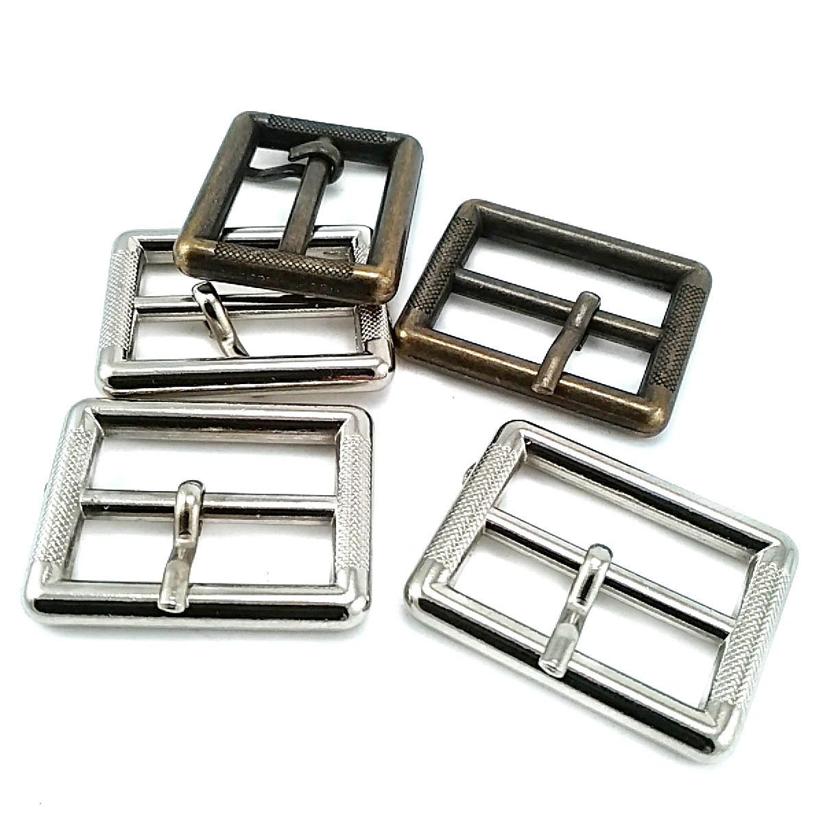 Center-Bar Buckle front and detail view