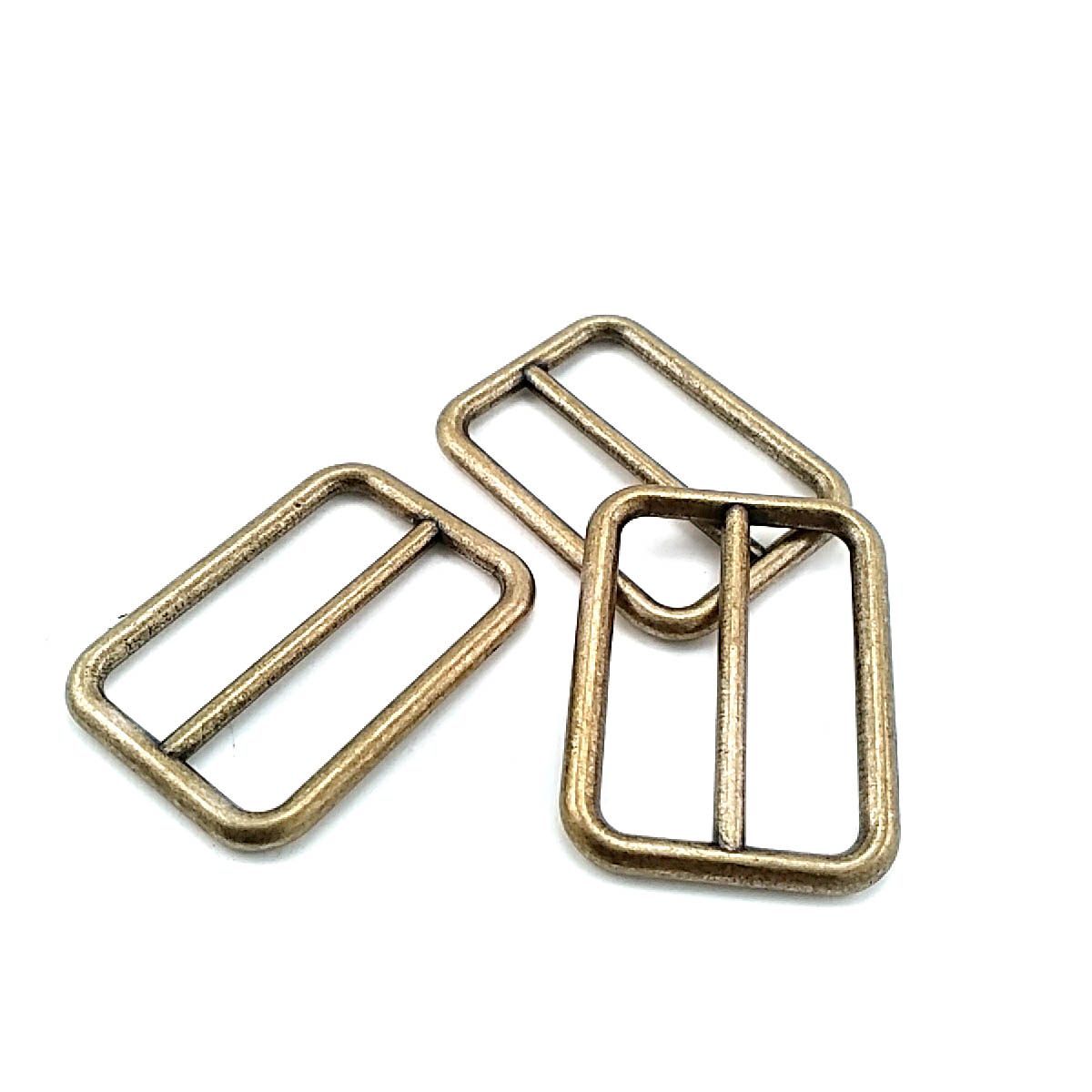 30 mm Center-Bar Buckle front and detail view