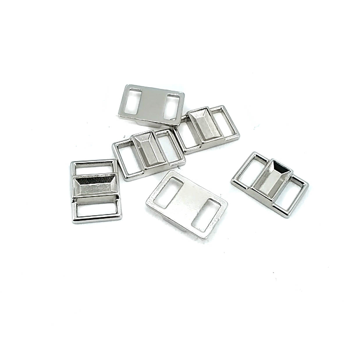 11 mm Decorative Clasp front and detail view