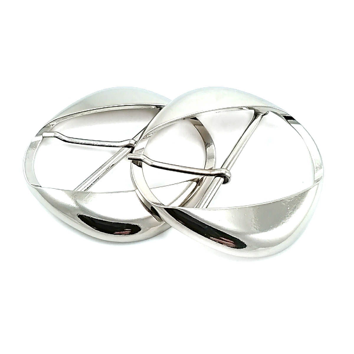 64 mm Center-Bar Buckle front and detail view