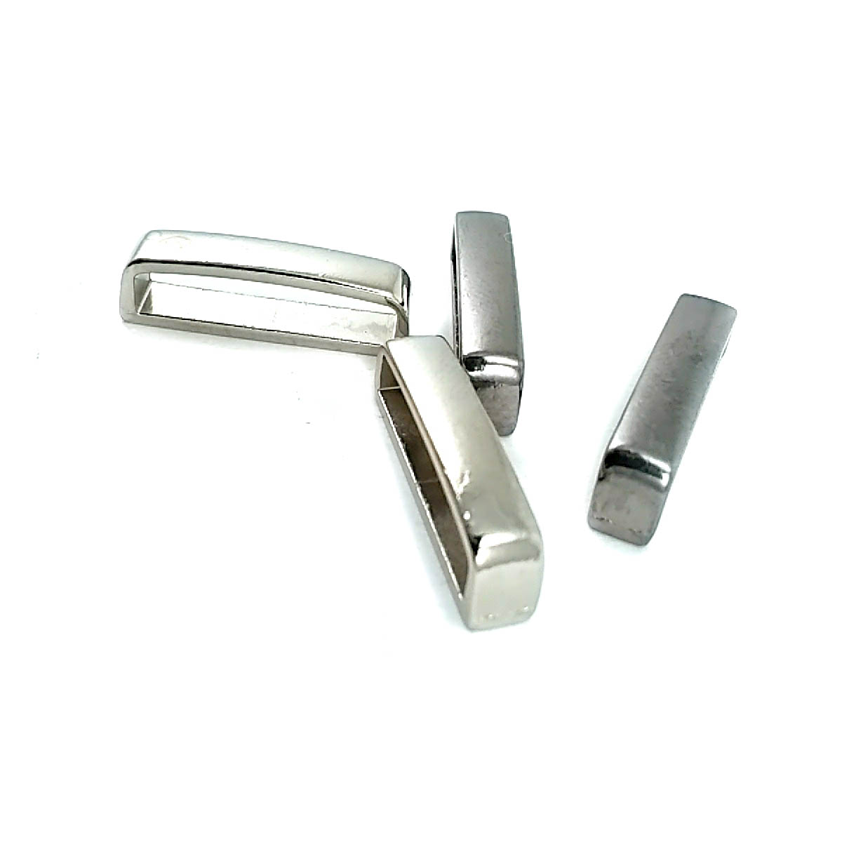 22 mm front and detail view