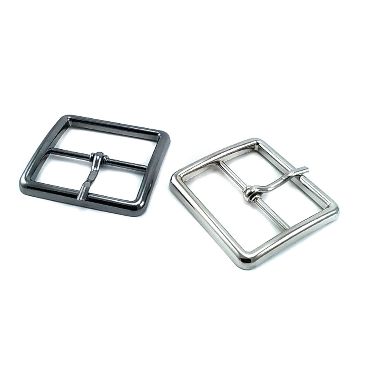 37 mm Center-Bar Buckle front and detail view