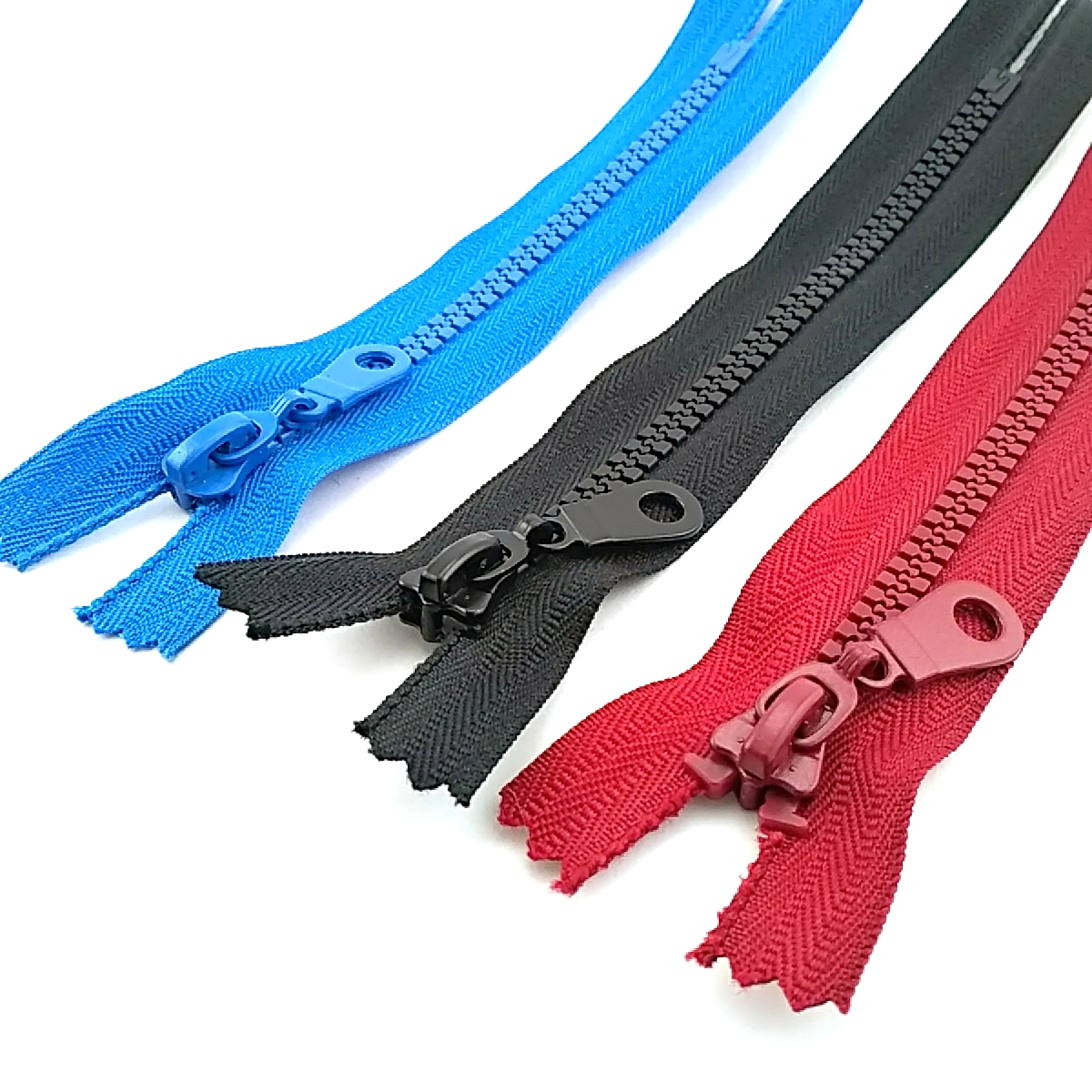 16 cm 6,3 inch Chunky Plastic Teeth Zip Closed End (50 pcs/Pack)