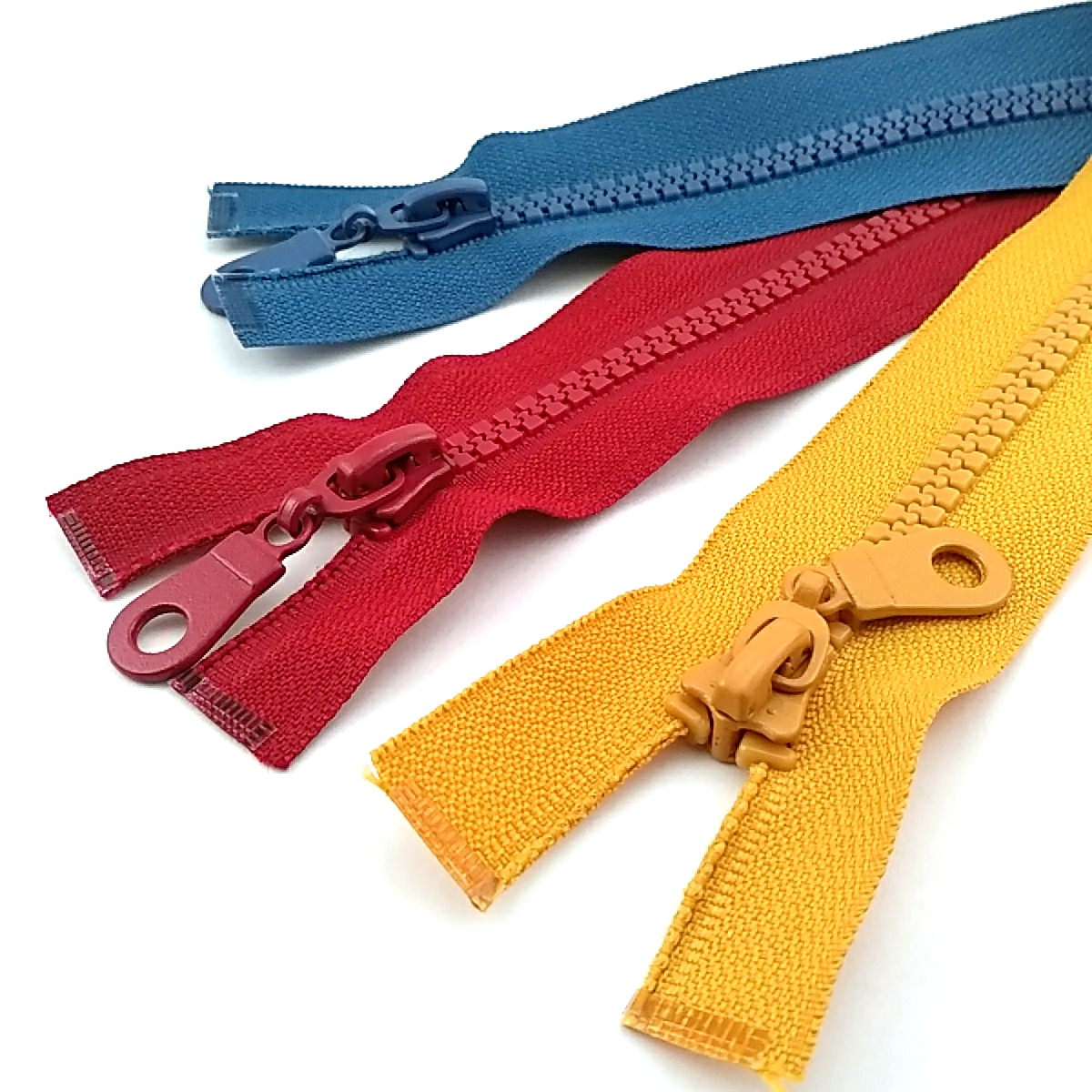 70 cm - 27,55 inch Chunky Plastic Teeth Zipper Open End (50 pcs/Pack)
